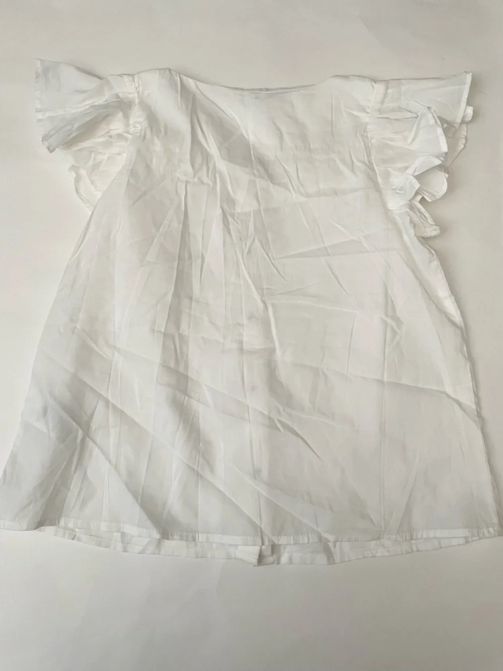 H&M White Button-Front Ruffle Sleeve Blouse - Picture 3 of 3